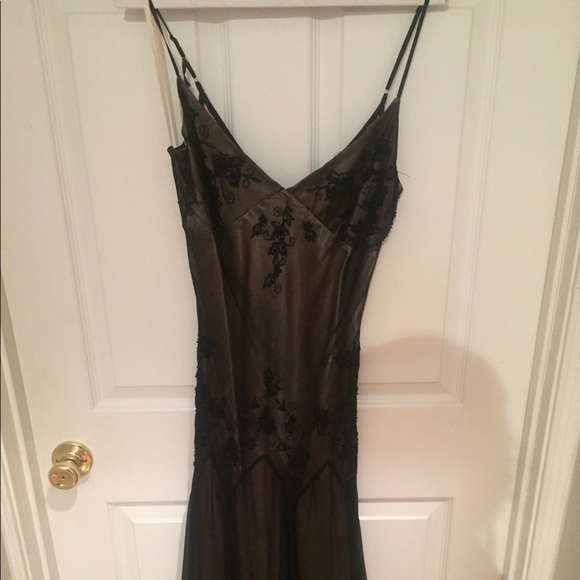 Beautiful beaded Georgiou dress - Picture 1 of 4